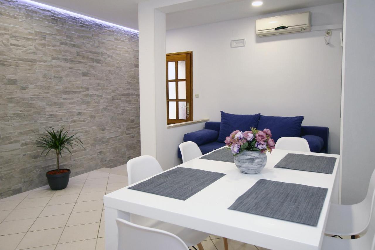 Apartments Miovic Molunat Bagian luar foto